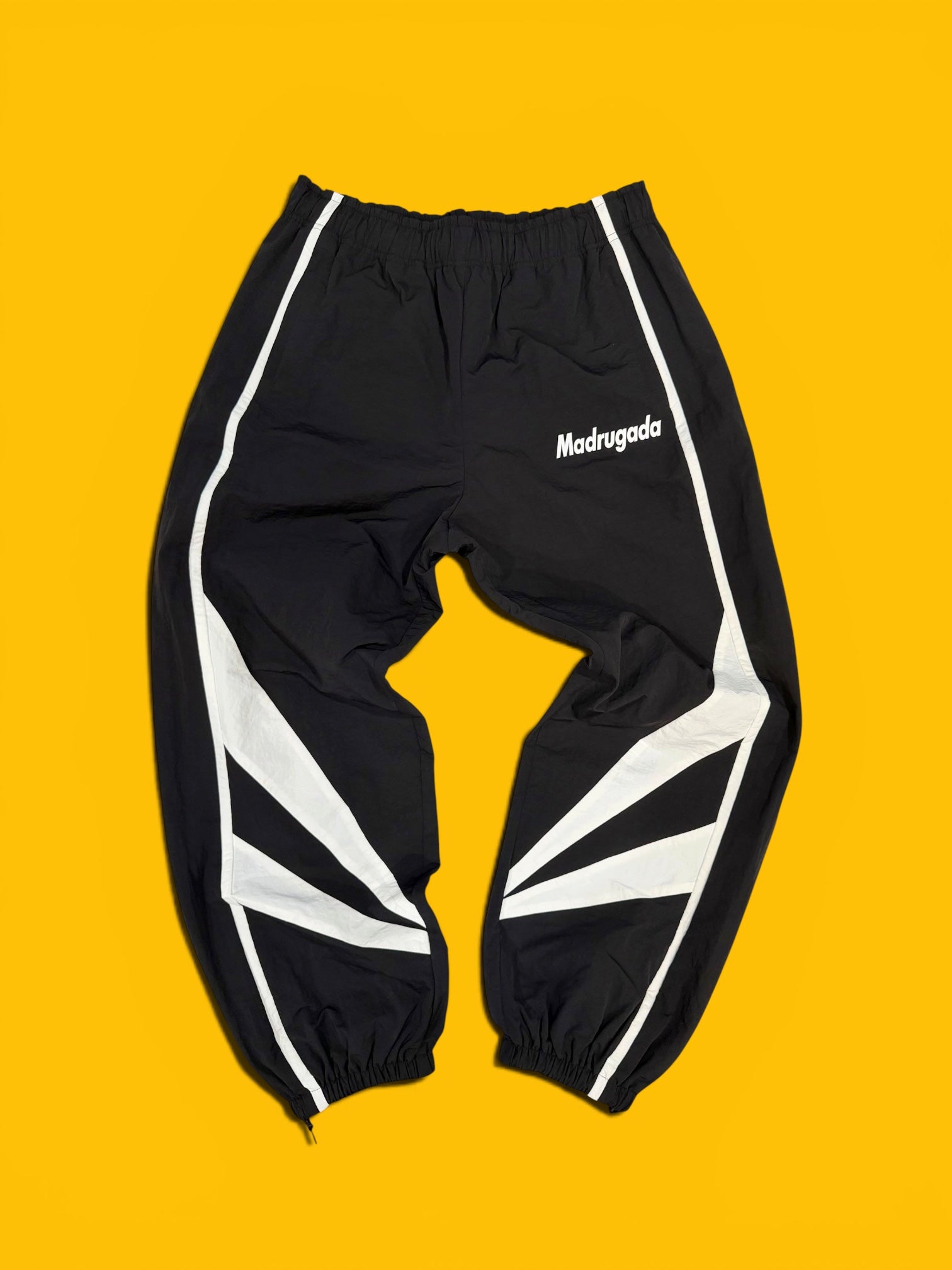 Madrugada Windbreaker Pants (BW)