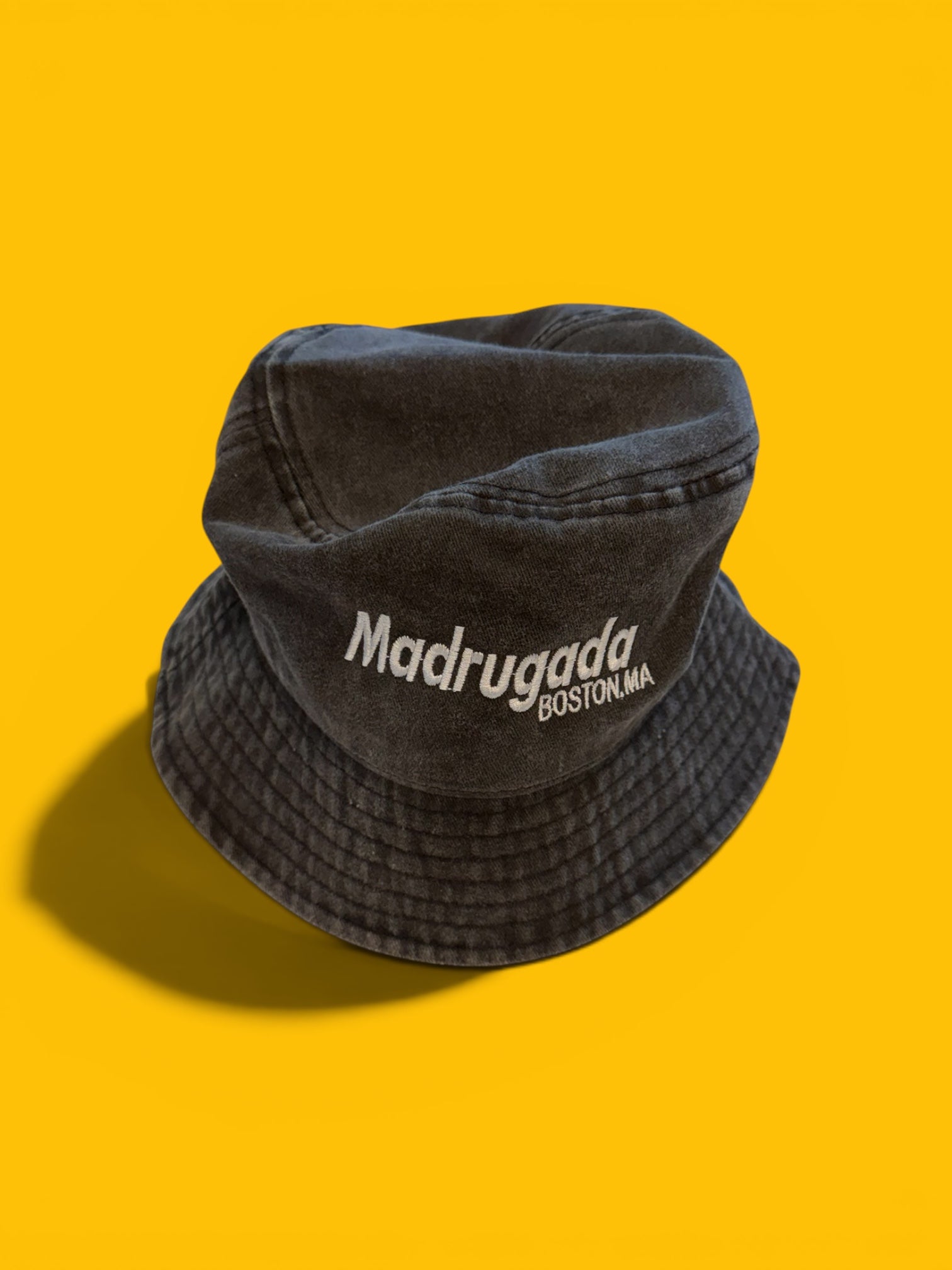 "Madrugada" Logo Vintage Wash Bucket Hat